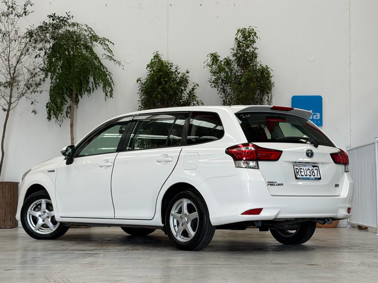 2016 Toyota Corolla thumbnail
