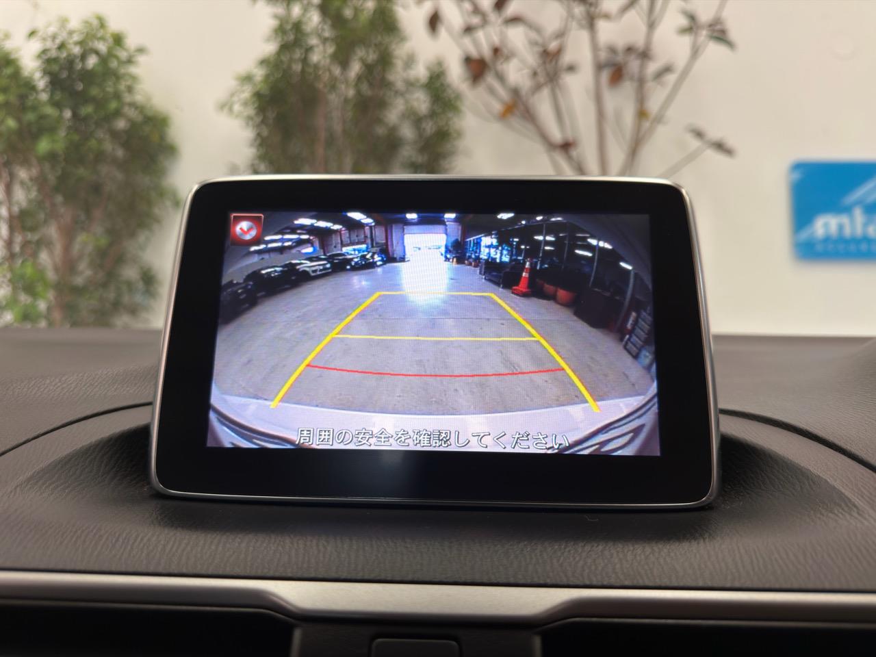 2015 Mazda Axela thumbnail
