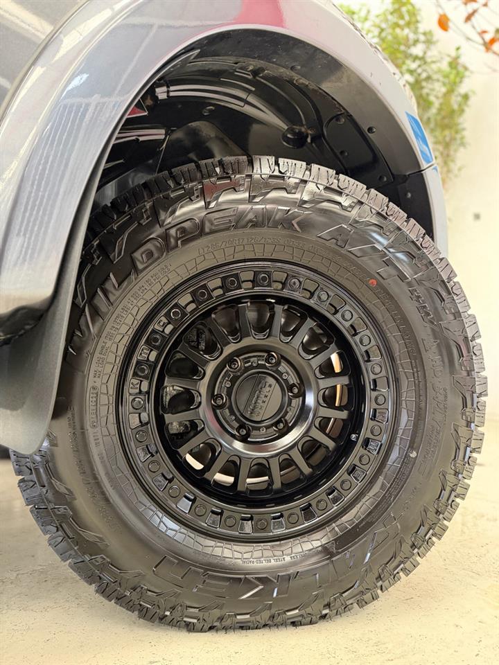 2024 Ford Ranger thumbnail