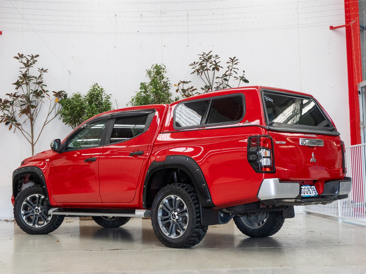 2020 Mitsubishi Triton thumbnail