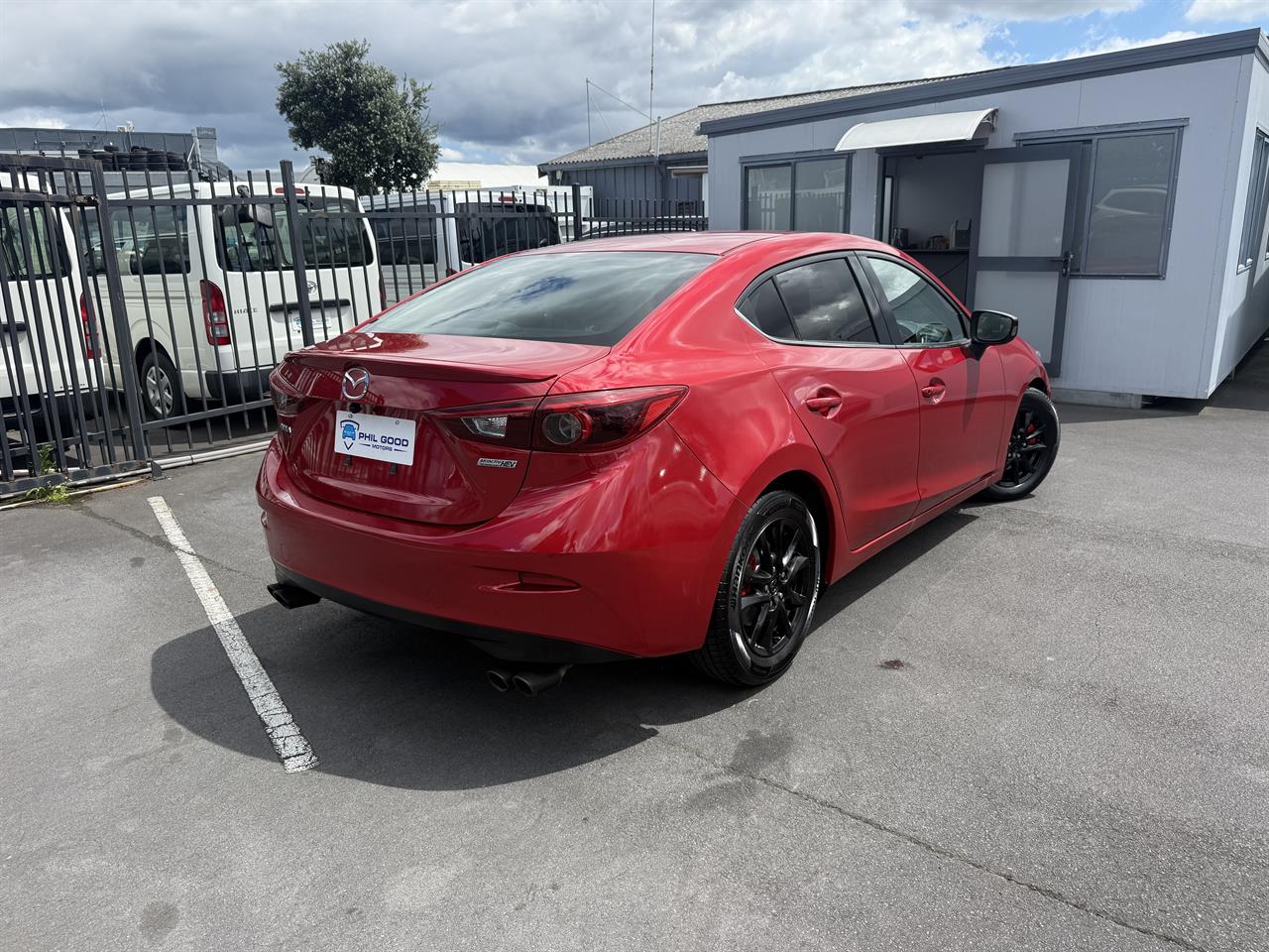 2014 Mazda Axela thumbnail