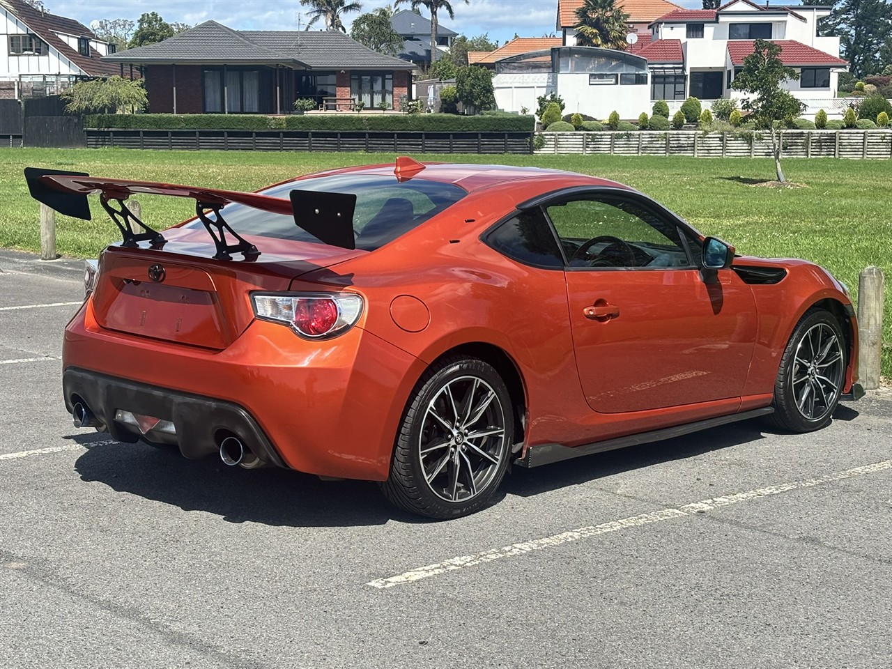 2014 Toyota GT86 thumbnail