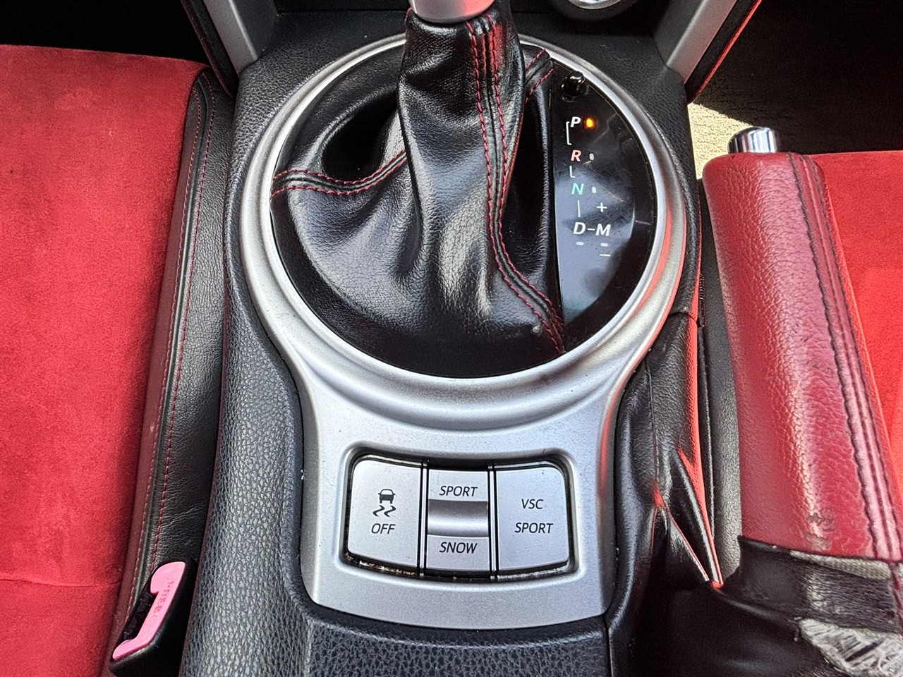 2014 Toyota GT86 thumbnail