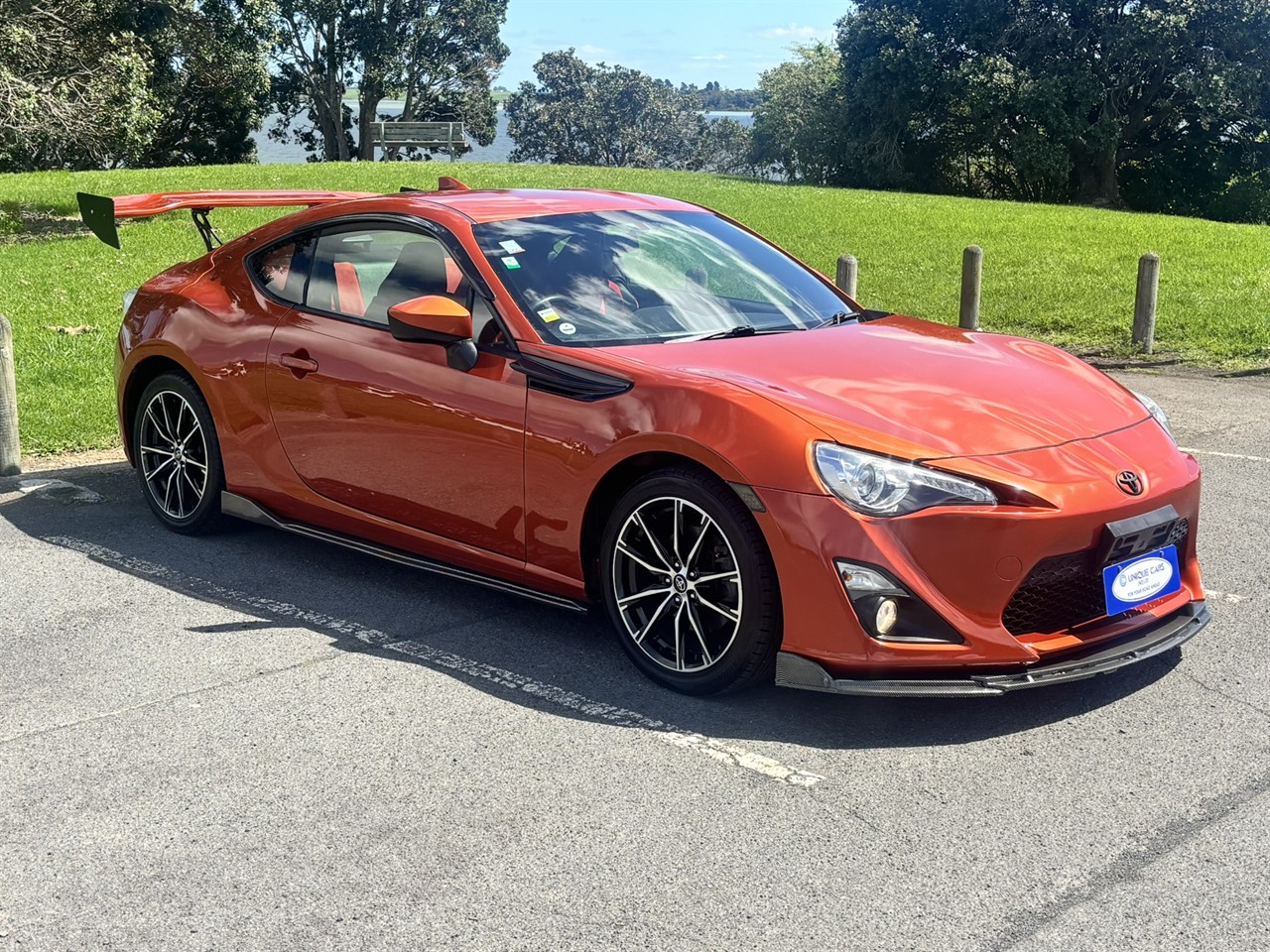 2014 Toyota GT86 thumbnail