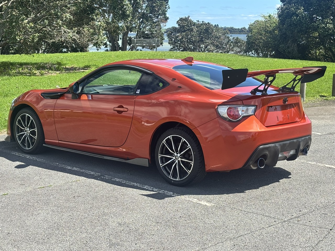 2014 Toyota GT86 thumbnail