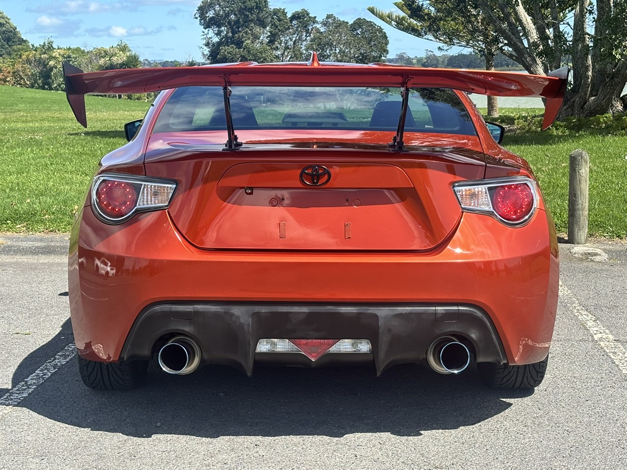 2014 Toyota GT86 thumbnail