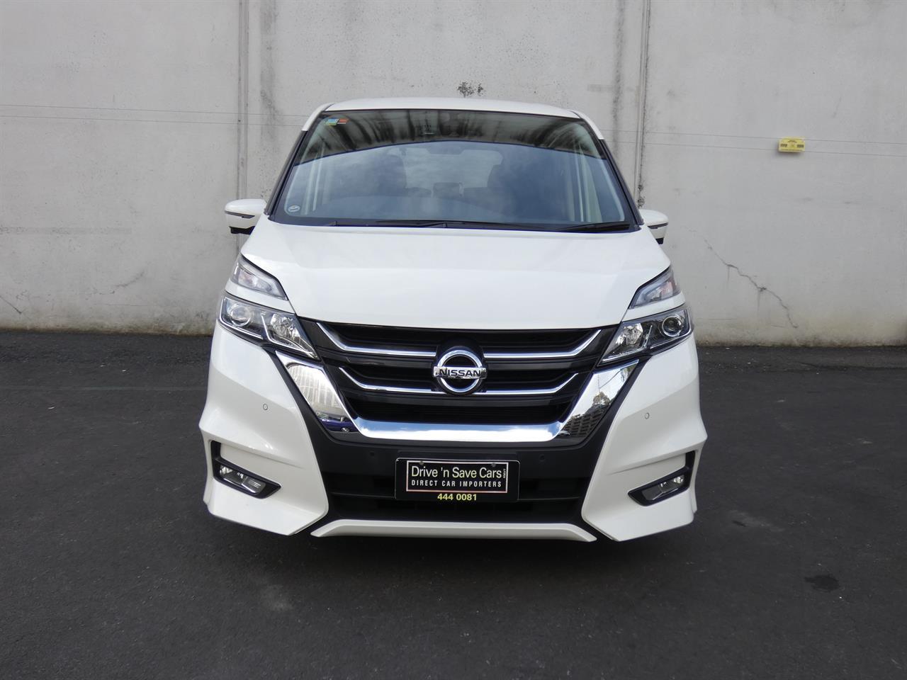 2017 Nissan SERENA thumbnail