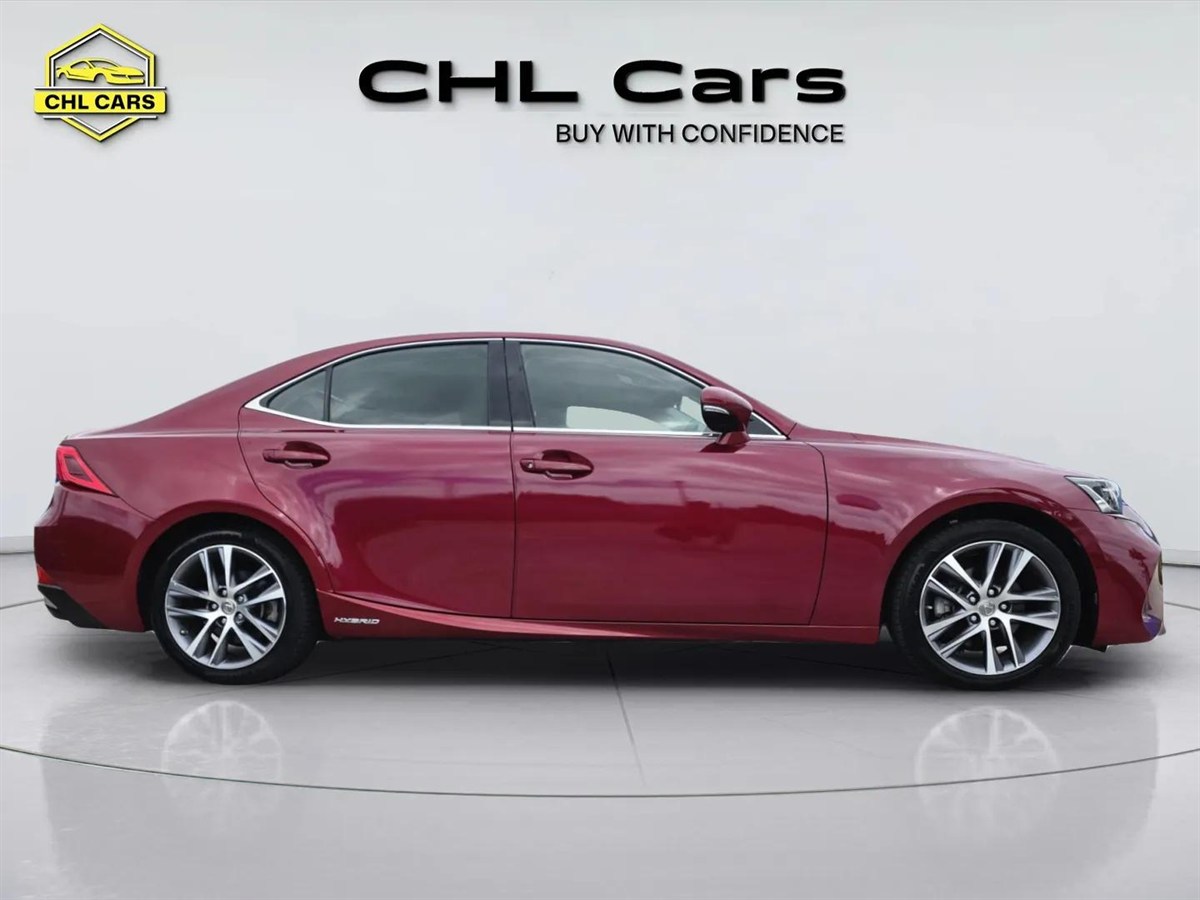 2018 Lexus IS thumbnail