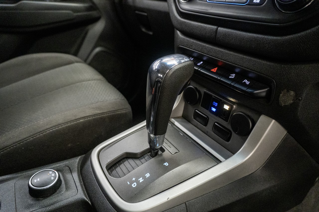 2019 Holden Colorado thumbnail