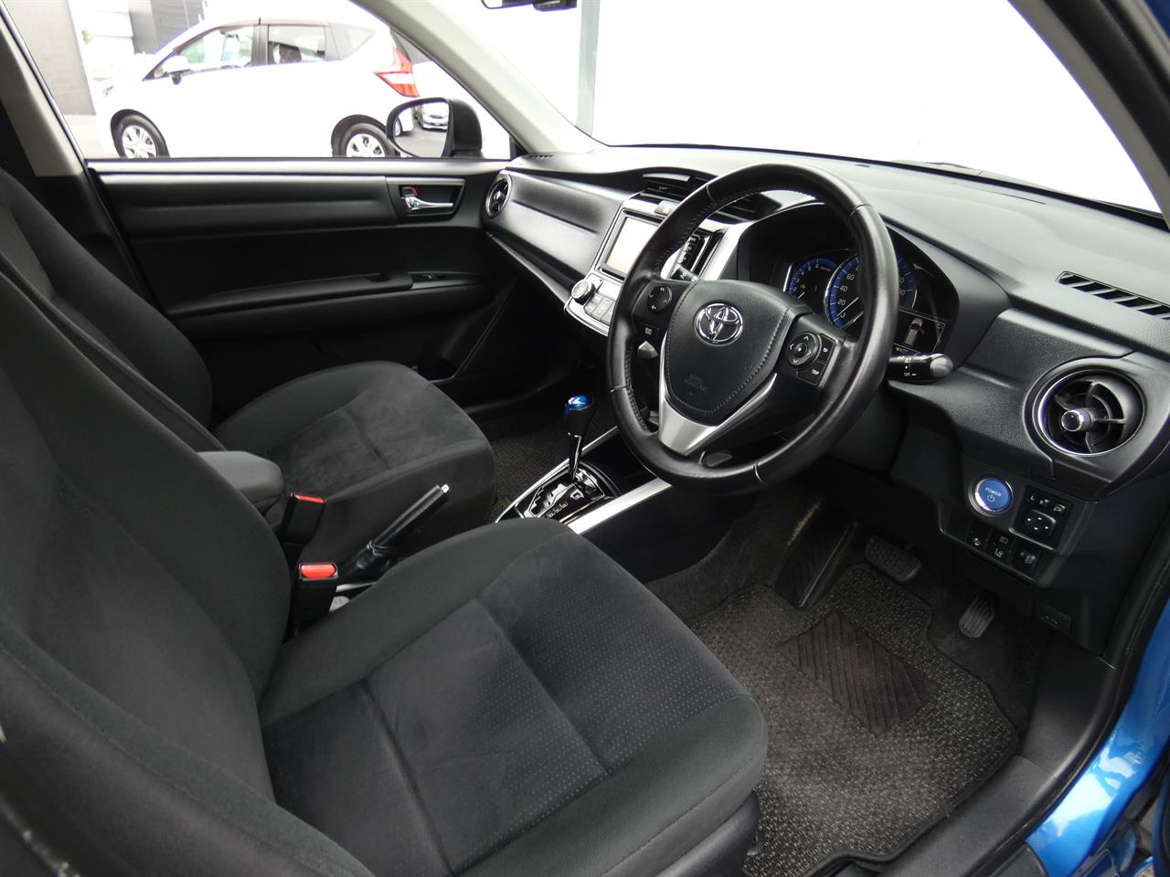 2016 Toyota COROLLA thumbnail