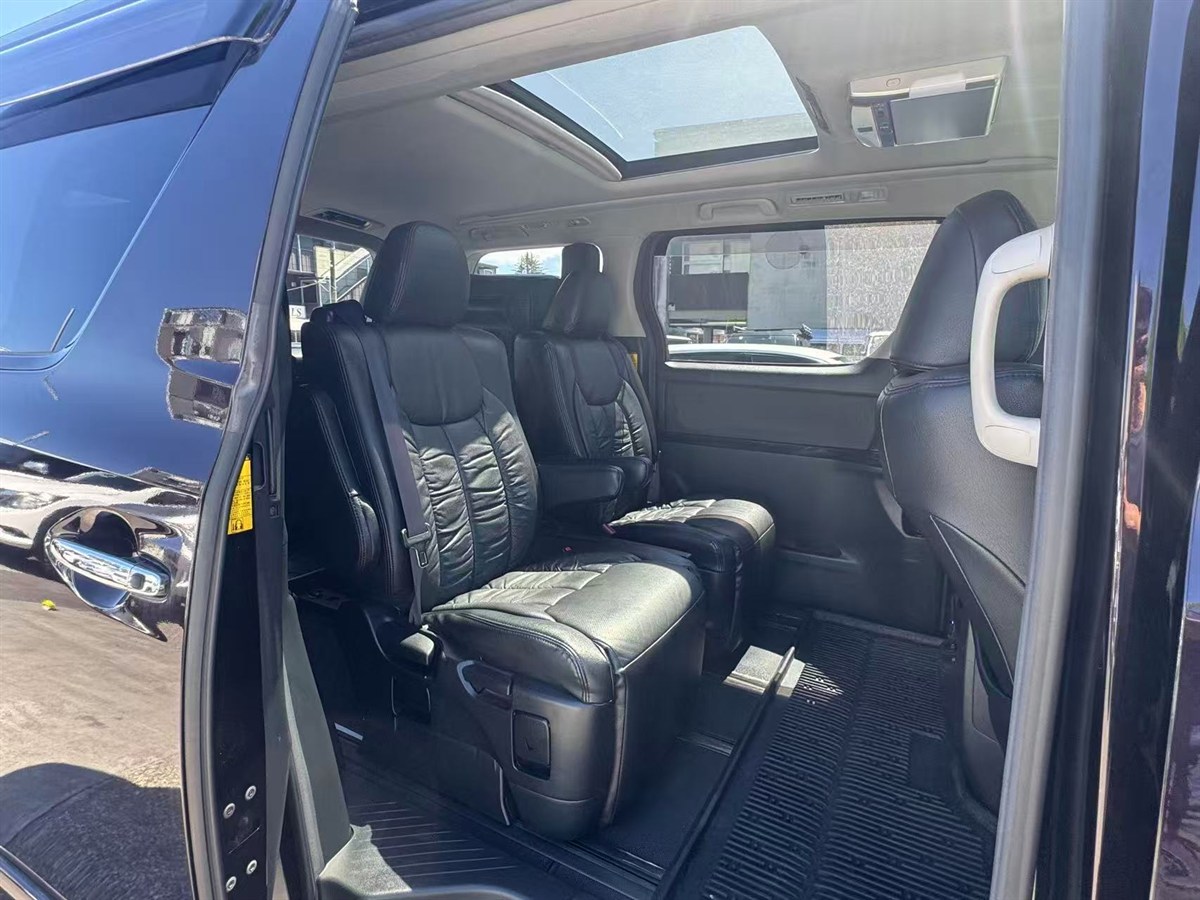 2012 Toyota Vellfire thumbnail
