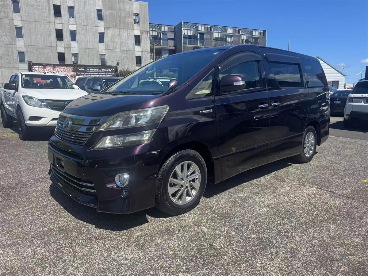 2012 Toyota Vellfire thumbnail