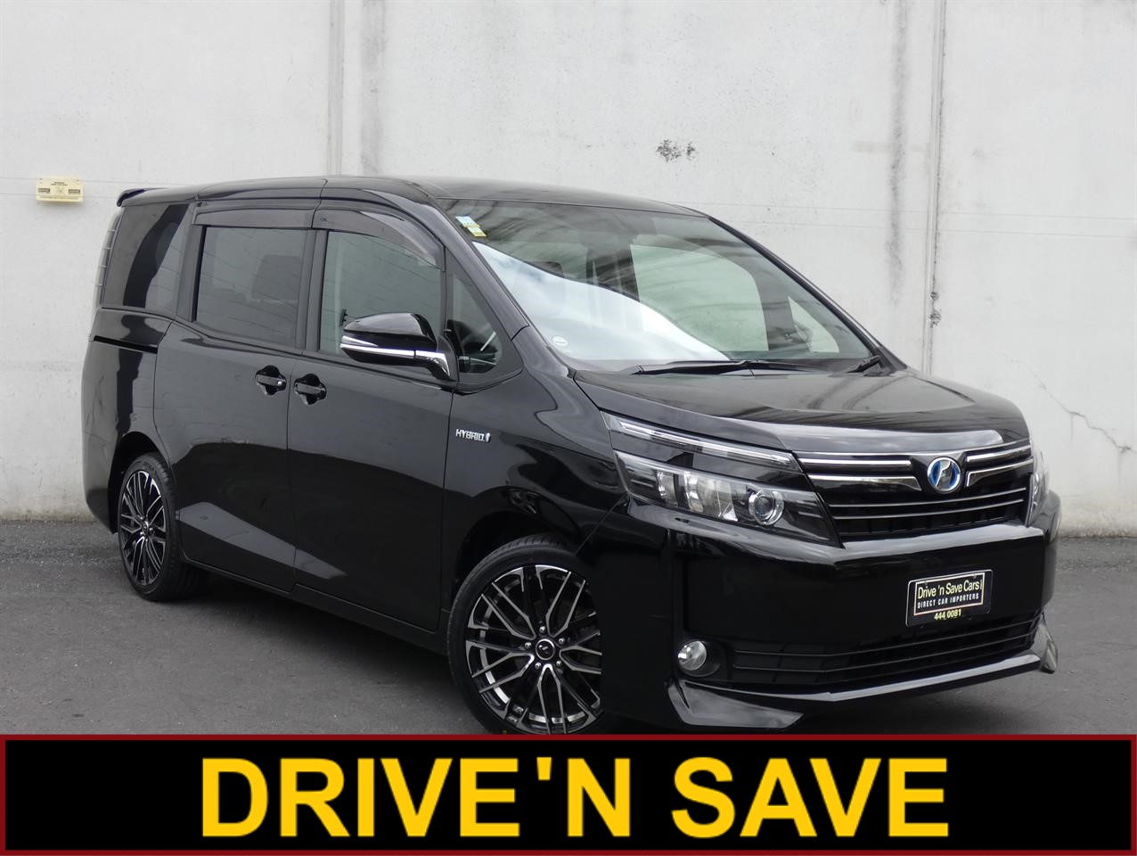 2014 Toyota Voxy thumbnail
