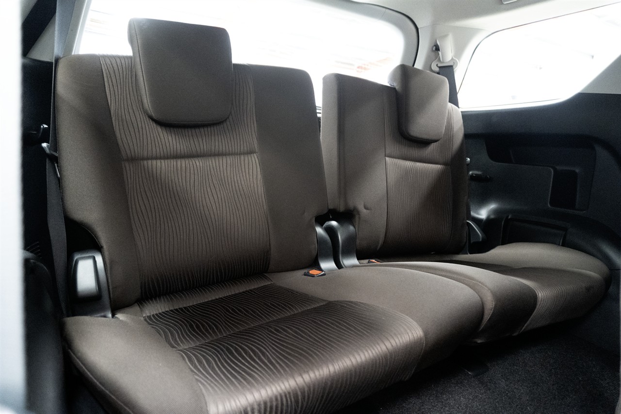 2019 Toyota Fortuner thumbnail