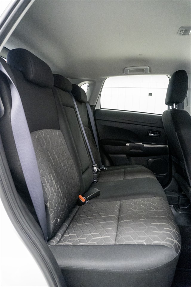 2024 Mitsubishi Asx thumbnail