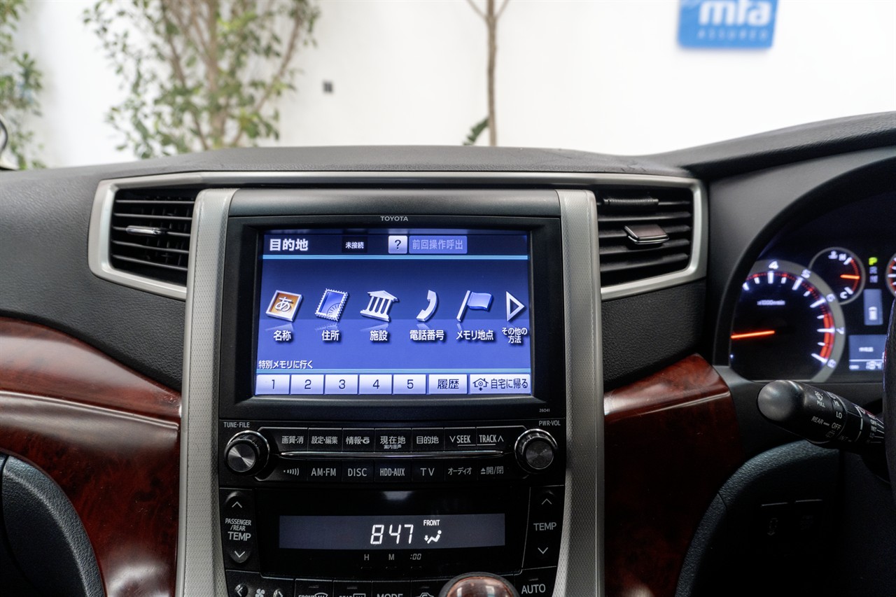 2009 Toyota Vellfire thumbnail