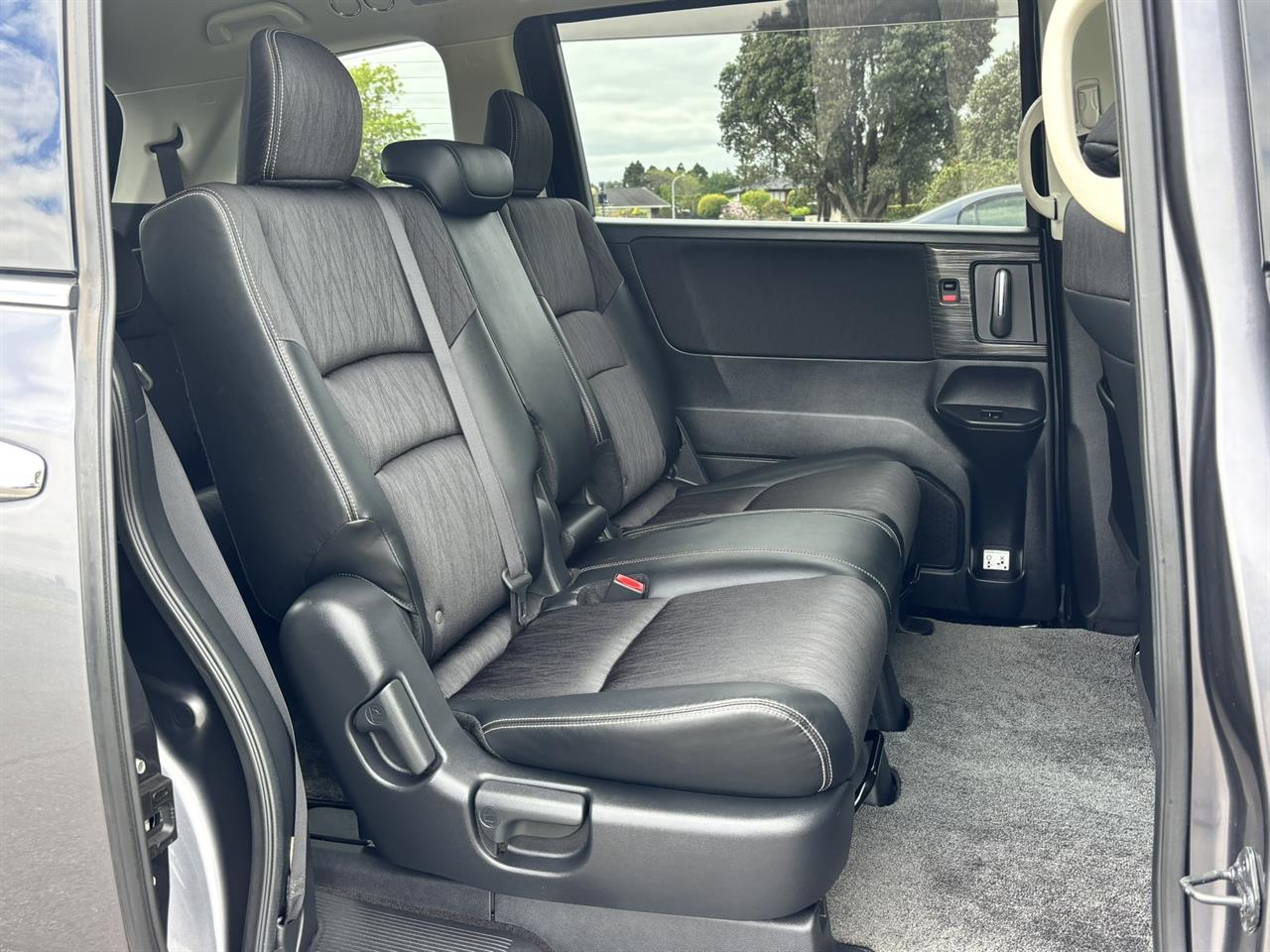 2015 Honda Odyssey thumbnail