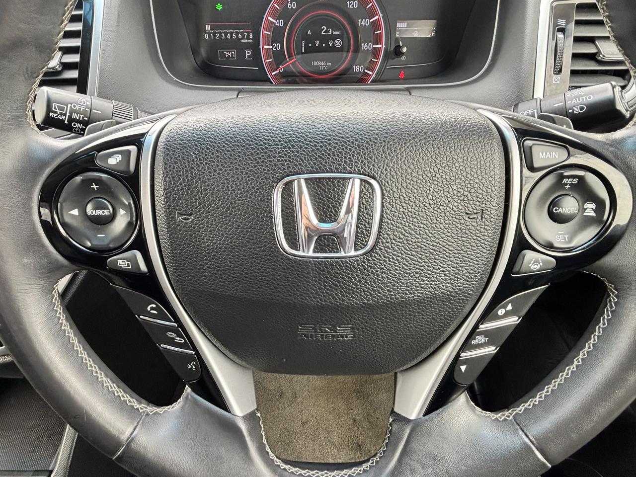 2015 Honda Odyssey thumbnail