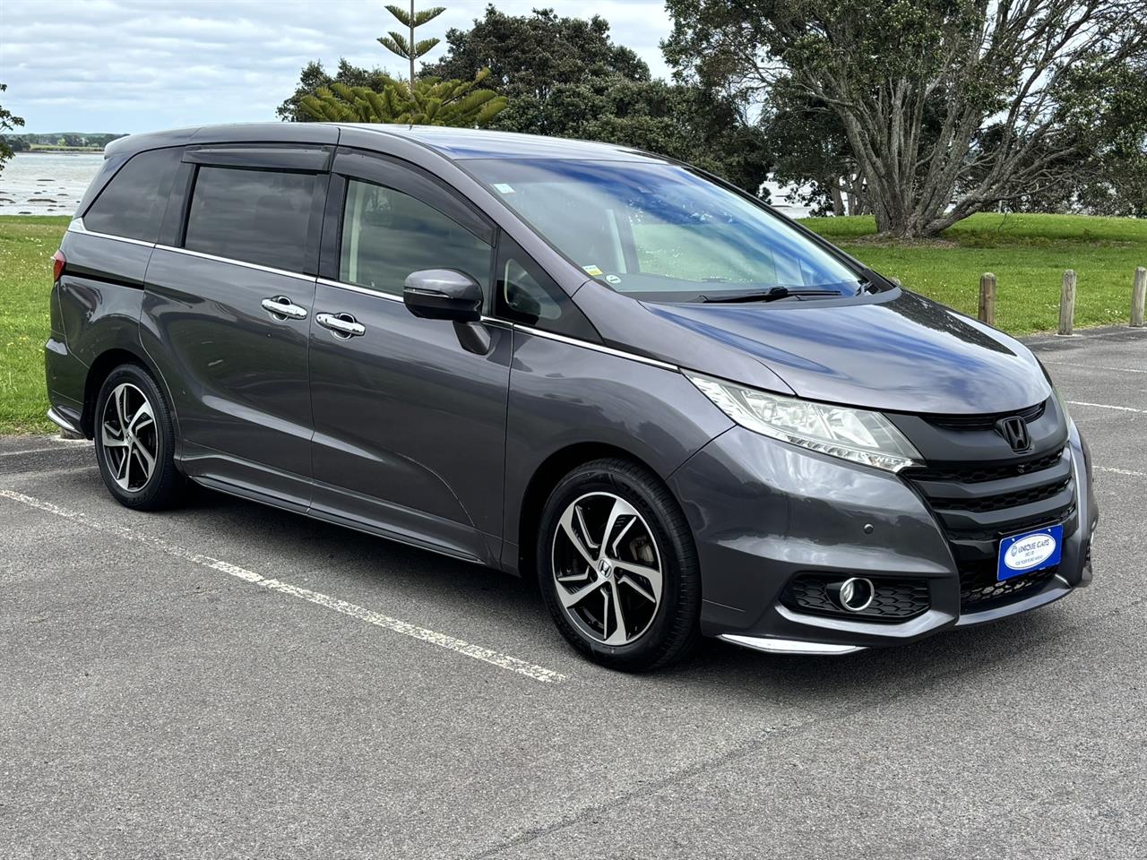 2015 Honda Odyssey thumbnail