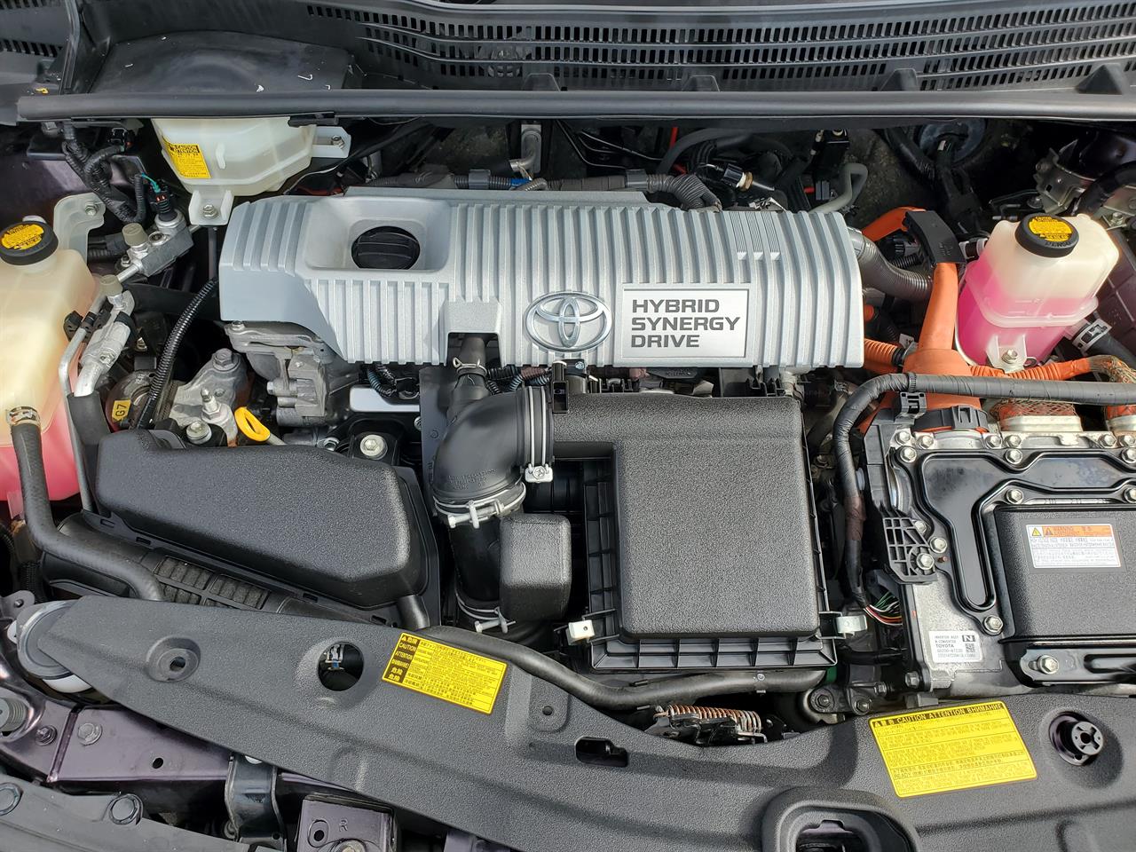 2014 Toyota Prius thumbnail