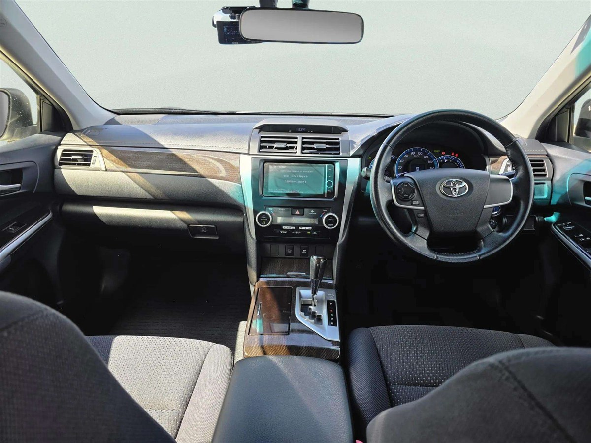 2012 Toyota Camry thumbnail