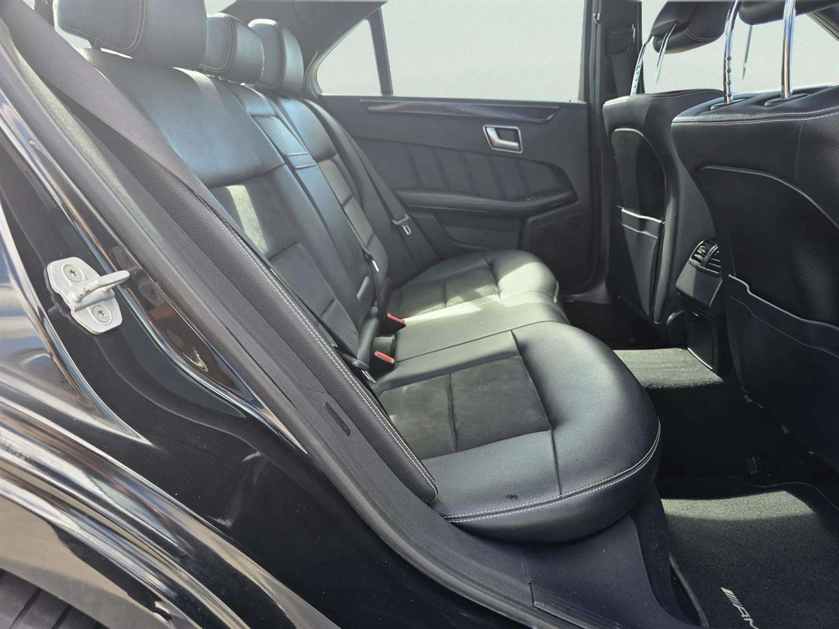 2013 Mercedes-Benz E thumbnail