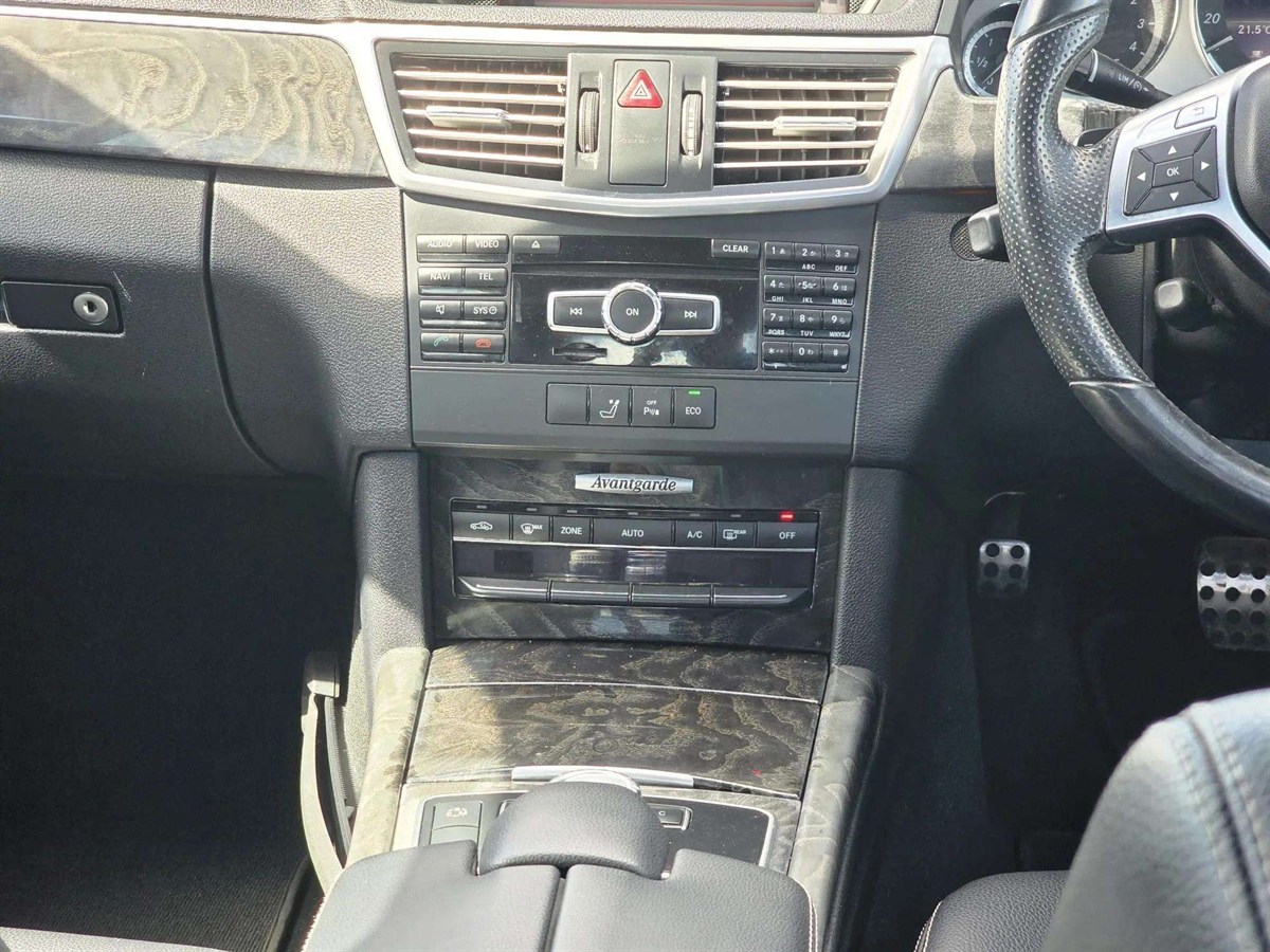 2013 Mercedes-Benz E thumbnail