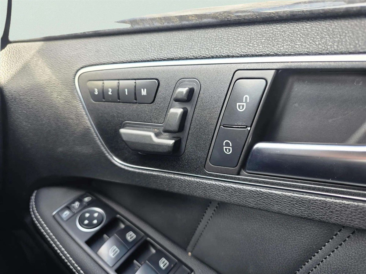 2013 Mercedes-Benz E thumbnail