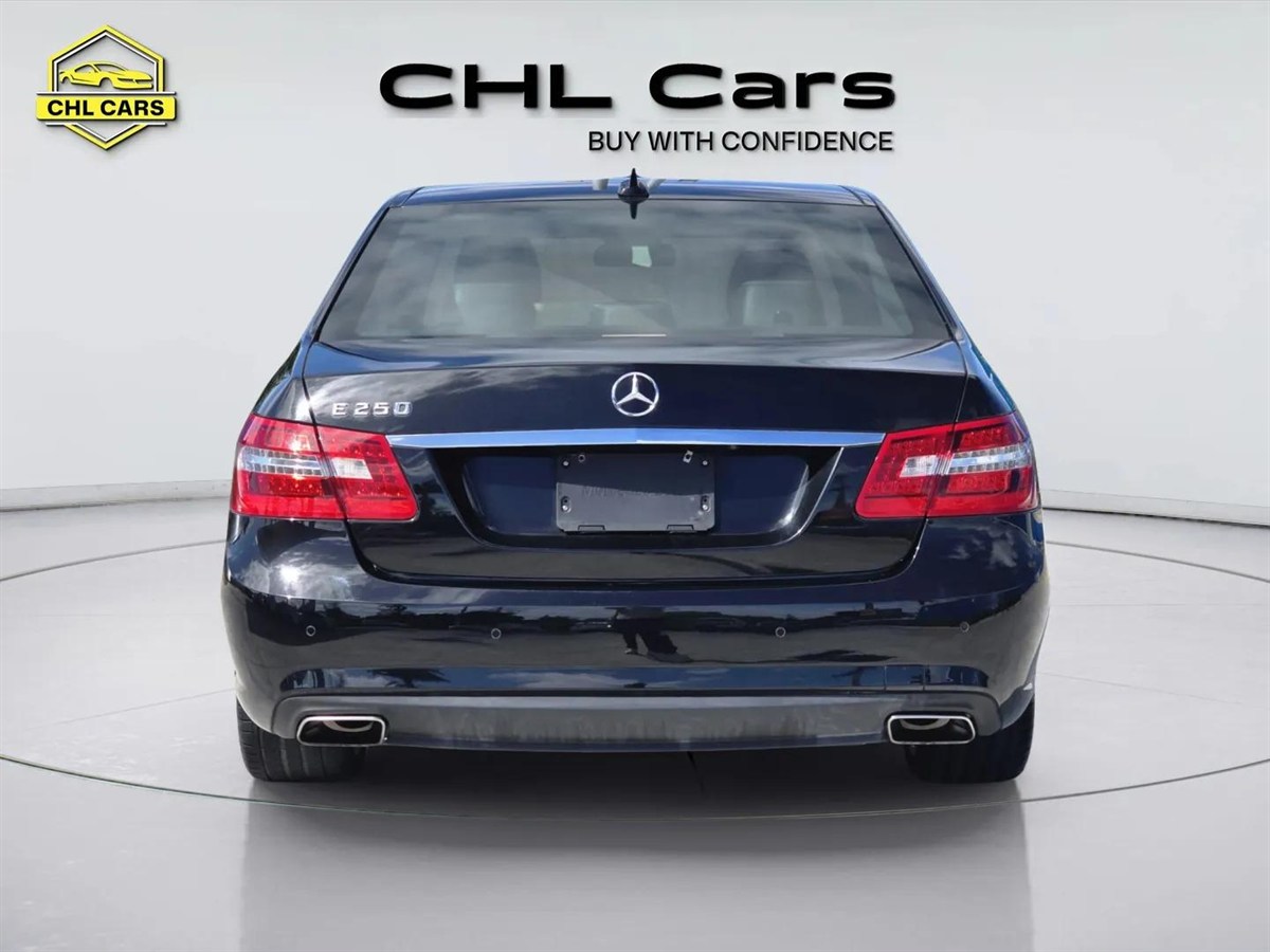 2013 Mercedes-Benz E thumbnail