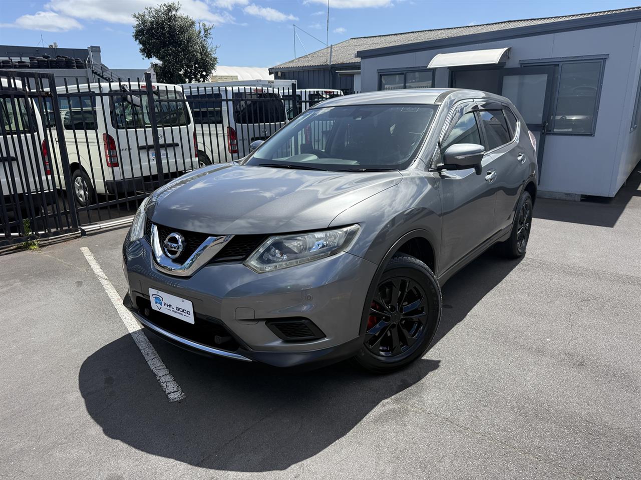 2016 Nissan X-Trail thumbnail