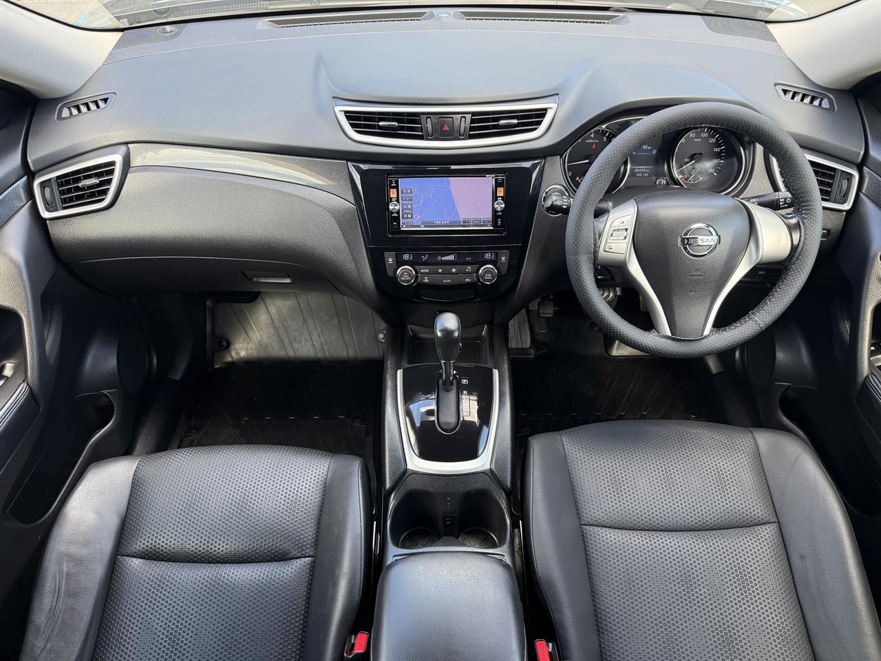 2016 Nissan X-Trail thumbnail