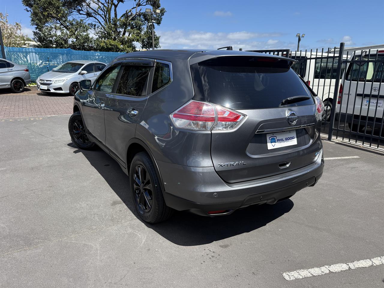 2016 Nissan X-Trail thumbnail