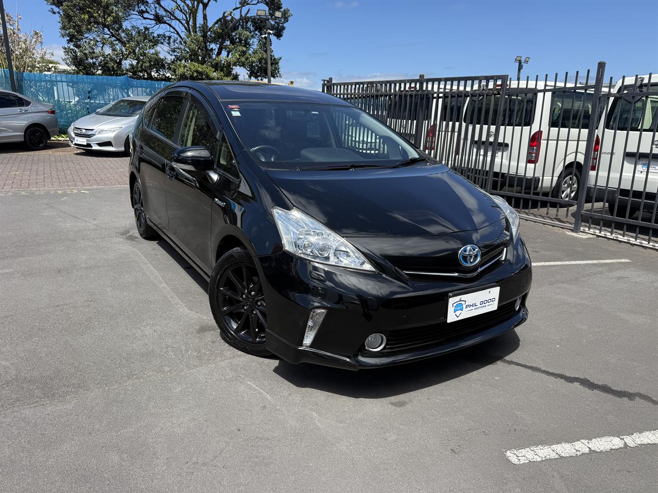 2013 Toyota Prius thumbnail