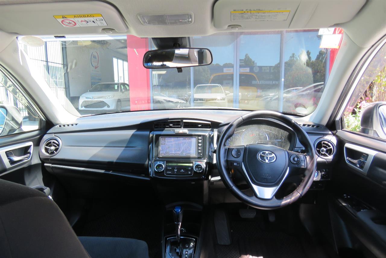 2016 Toyota Corolla thumbnail