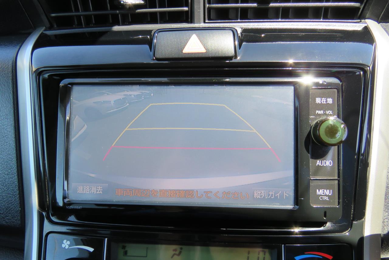 2015 Toyota Corolla thumbnail