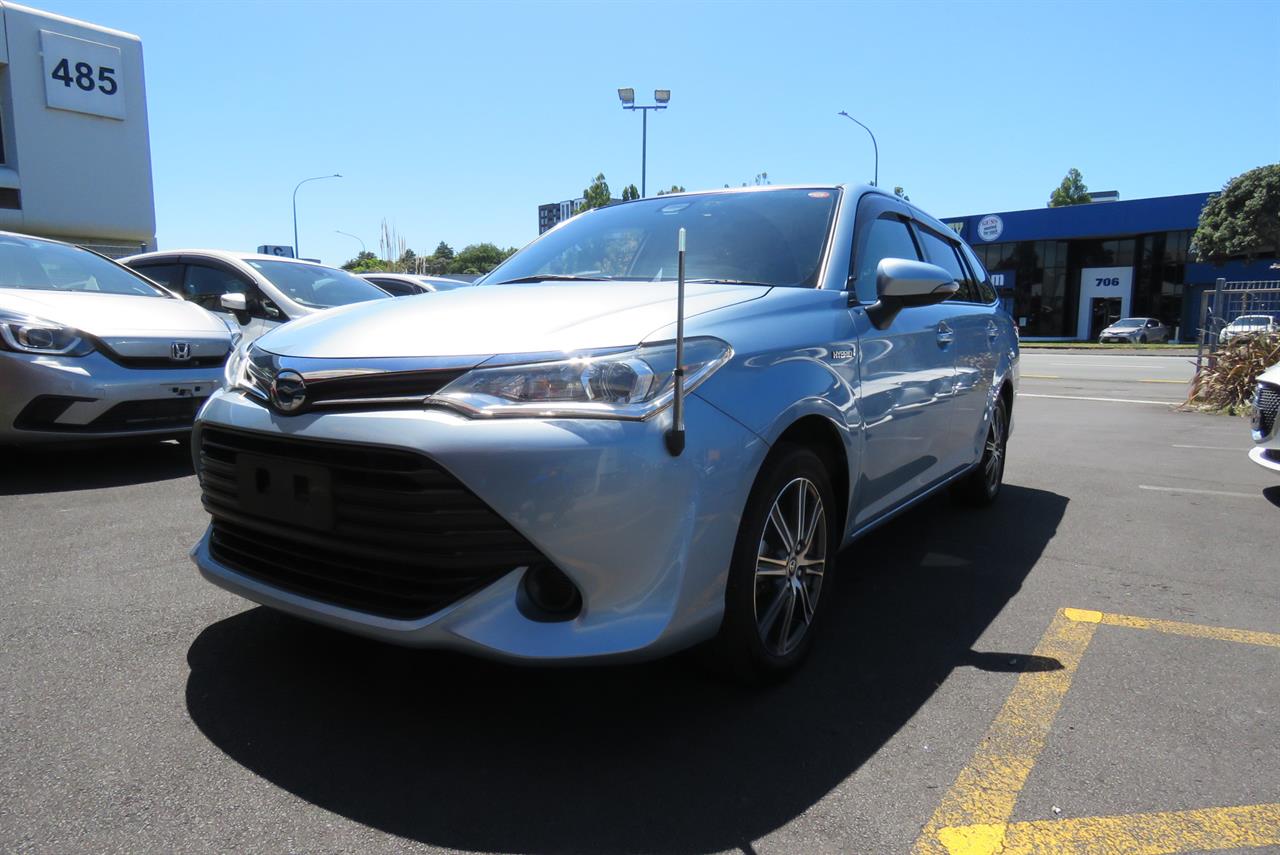 2015 Toyota Corolla thumbnail
