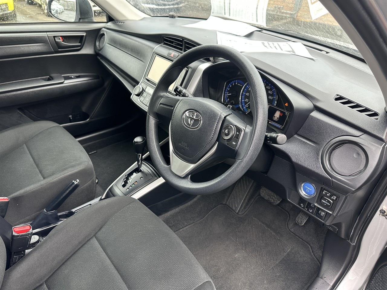 2022 Toyota Corolla thumbnail