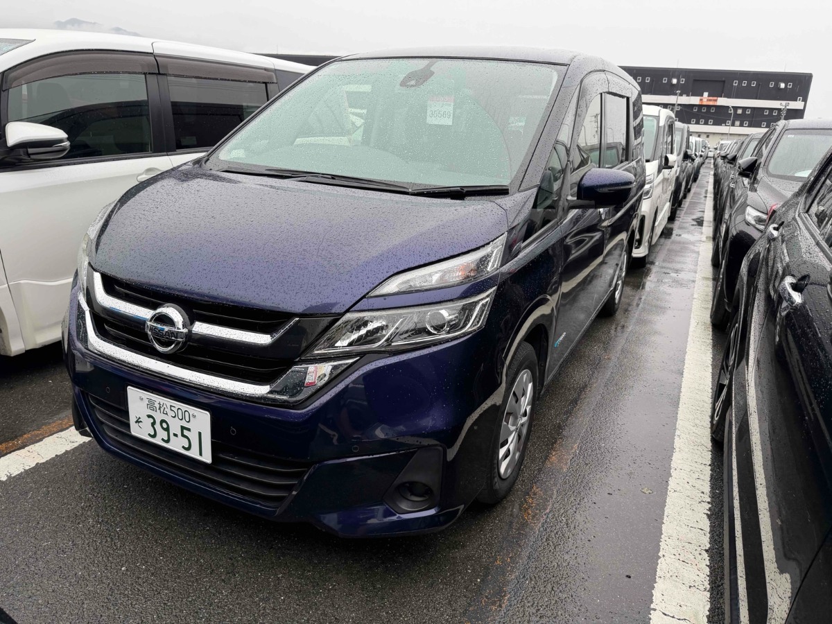 2017 Nissan Serena