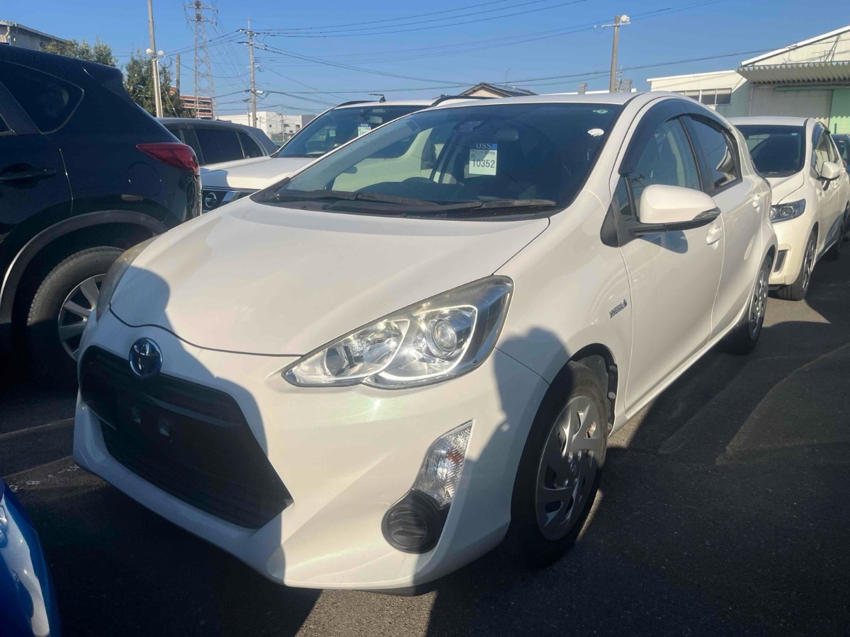 2016 Toyota Aqua