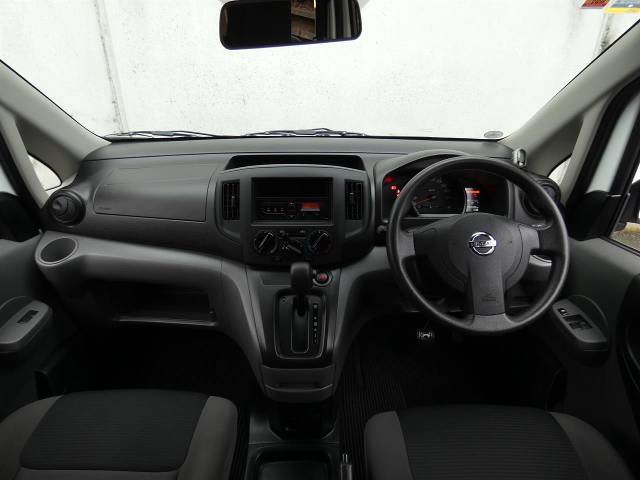 2020 Nissan NV200 thumbnail