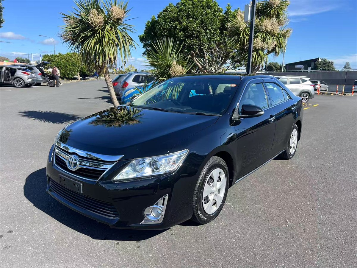 2013 Toyota Camry thumbnail