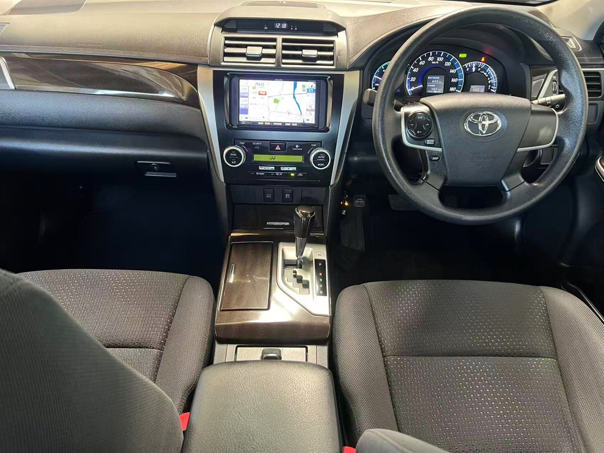 2013 Toyota Camry thumbnail