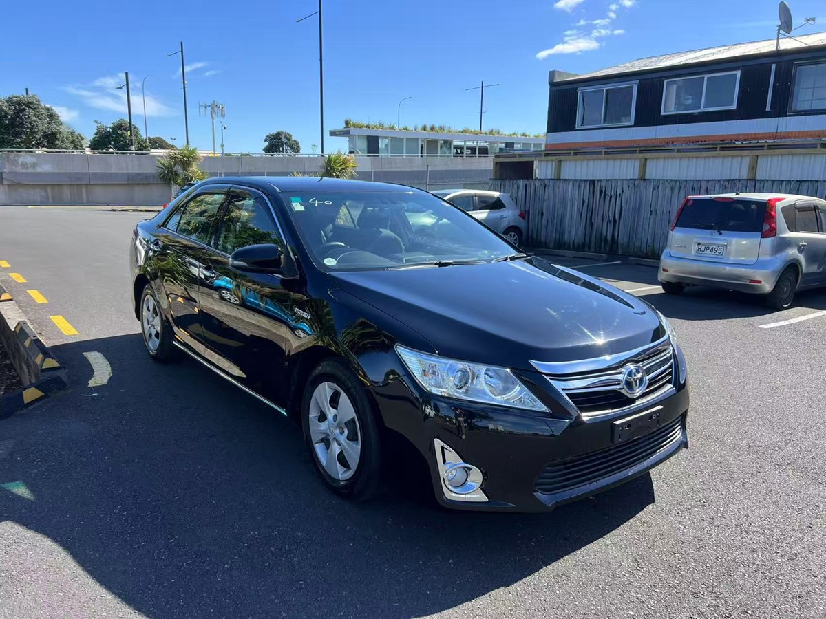 2013 Toyota Camry thumbnail