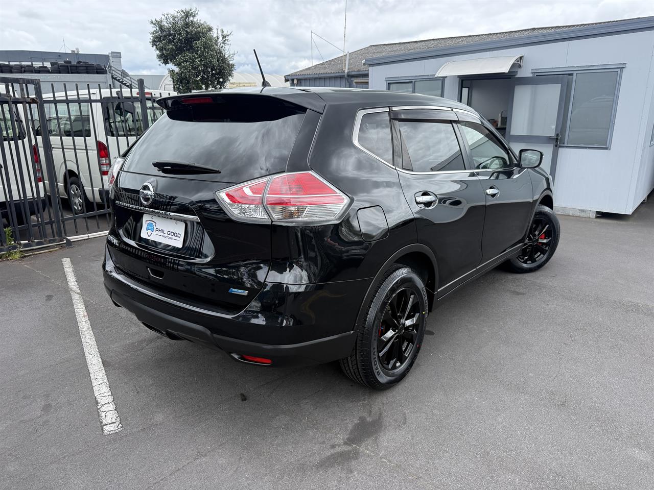 2015 Nissan X-Trail thumbnail