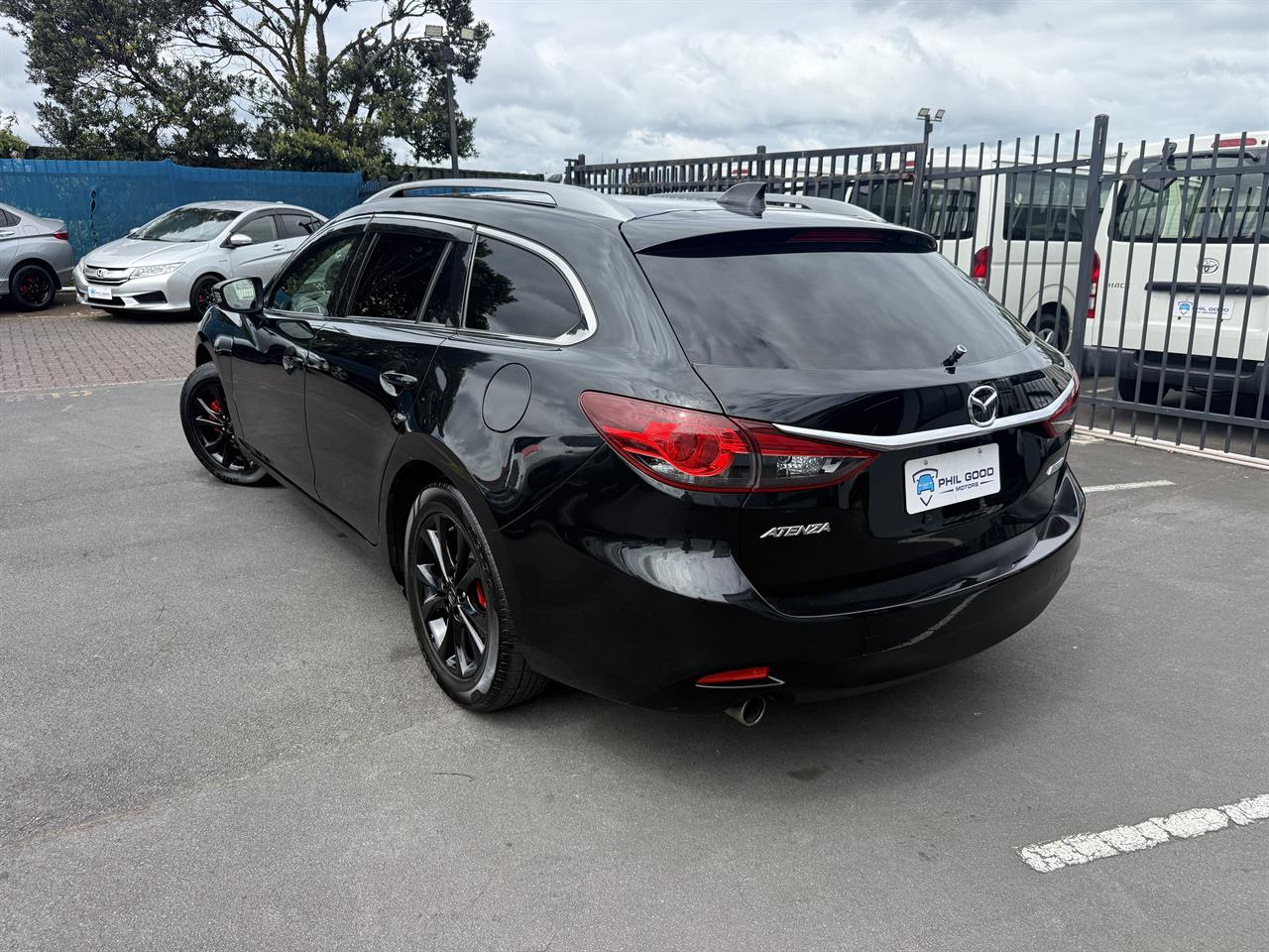 2013 Mazda Atenza thumbnail