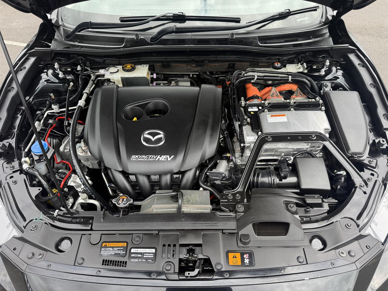 2014 Mazda Axela thumbnail