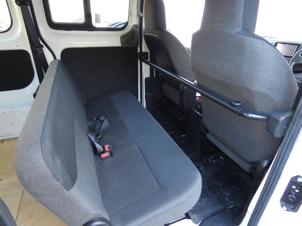 2020 Nissan NV200 thumbnail