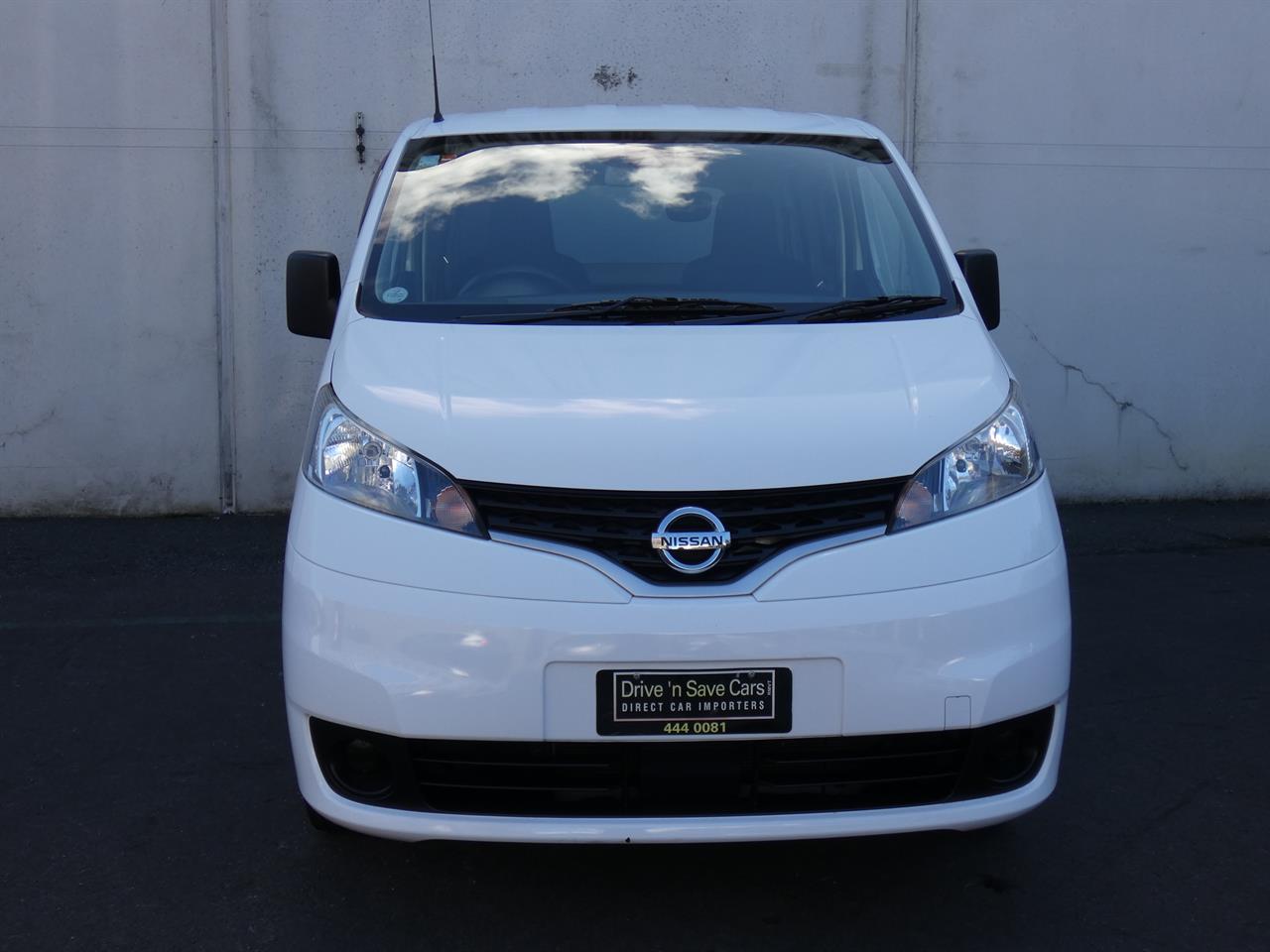 2020 Nissan NV200 thumbnail