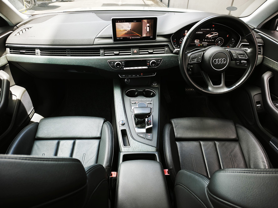 2018 Audi A4 thumbnail