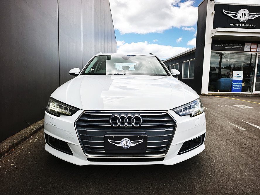 2018 Audi A4 thumbnail